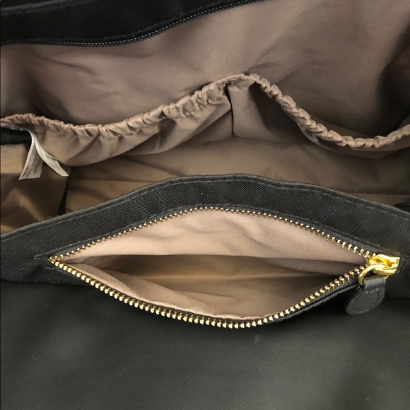 Skip Hop Chelsea Downtown Chic Diaper Satchel - Picture 7 of 9